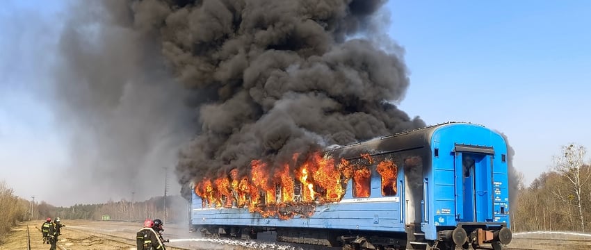 Учения в Бресте: спасатели отработали ликвидацию пожара на железной дороге