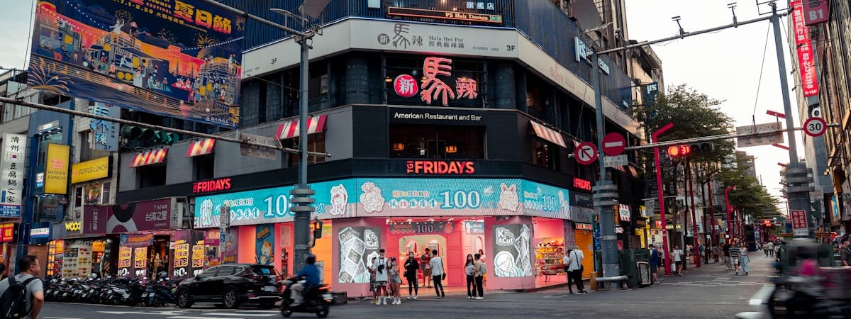 За езду на электросамокате по тротуарам в Барселоне будут штрафовать на €500