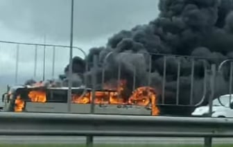 Пожар на трассе М1: горел туристический автобус с детьми