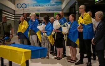 «На голову надели мешок, в уши — беруши». История украинки, которую освободили из белорусской тюрьмы