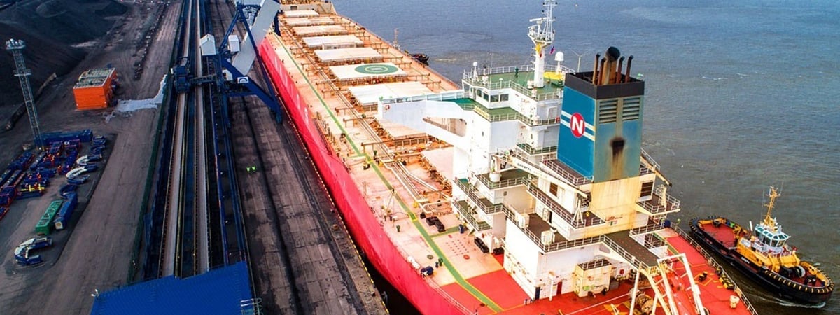 «Угроза мировому рынку» — Bloomberg сообщил о прекращении отгрузки российской нефти на Балтике из-за атаки дронов