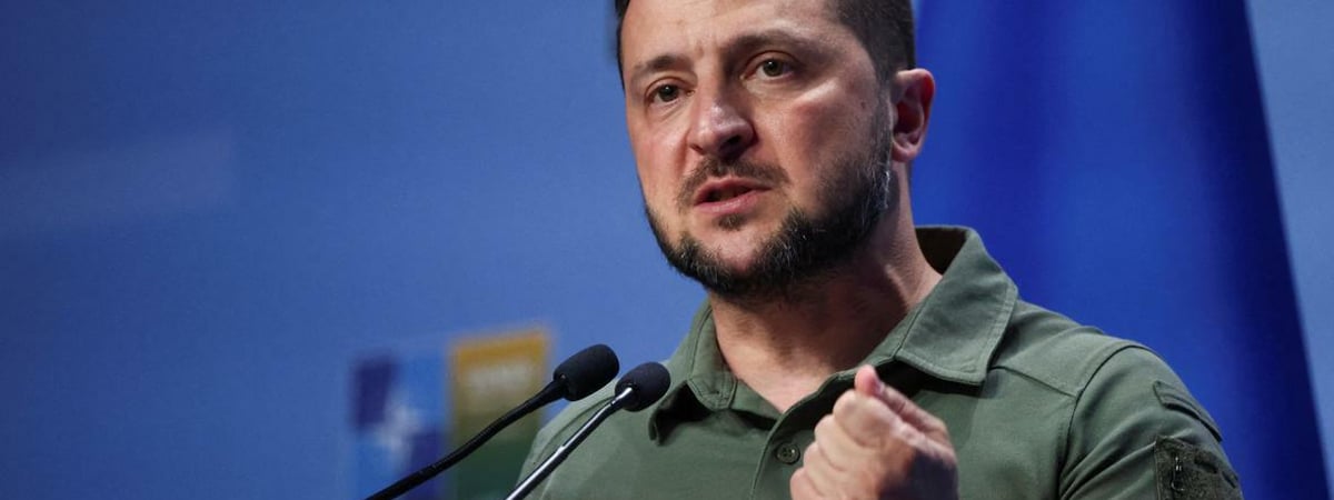 «Россия готовит мобилизацию 300 тысяч военных» — Зеленский