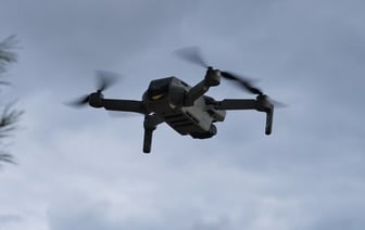 Россия перехватила 100 украинских беспилотников в ходе крупнейшей ночной атаки.