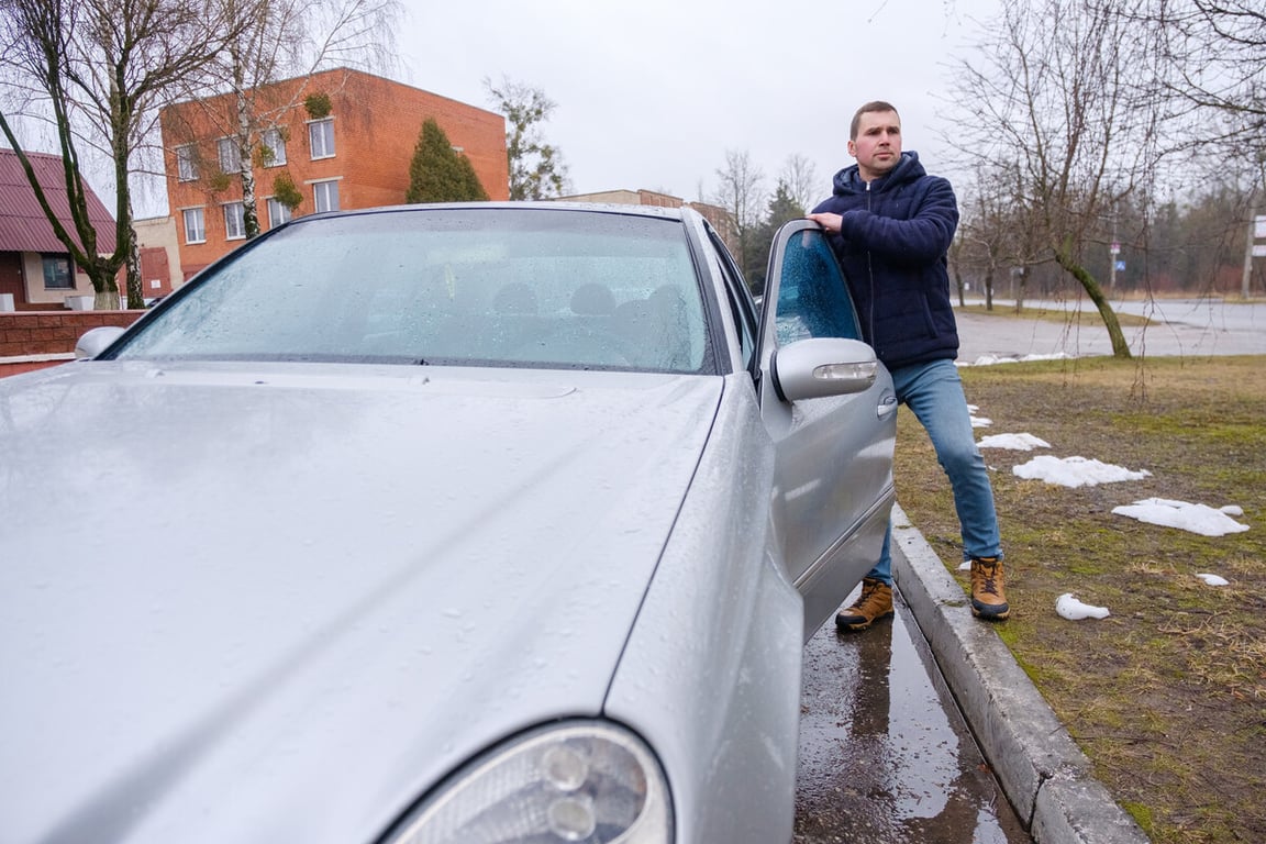 Работал на селе и стал блогером. Бывший автомеханик торгует запчастями и собирает миллионы просмотров в TikTok