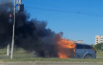 Пожар в автомобиле на пр. Республики в г. Бресте