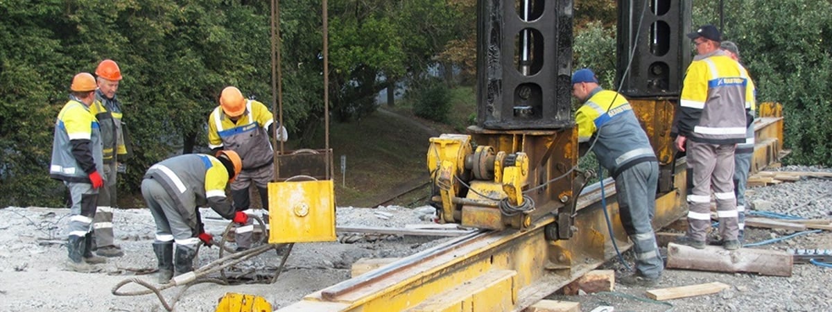 В Минске решили на полгода перекрыть движение по одному из мостов