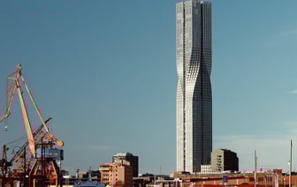 Денежные переводы в Казахстан упали в ноябре до трехлетнего минимума