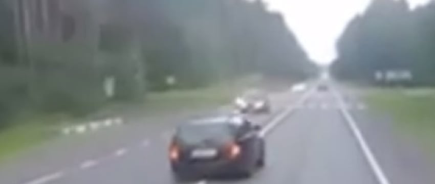 Два человека погибли в аварии под Могилевом. Страшное видео