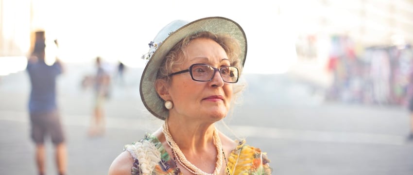 Претендент на звание внук года: в Солигорске мужчина сдал в ломбард инвалидную коляску своей бабушки