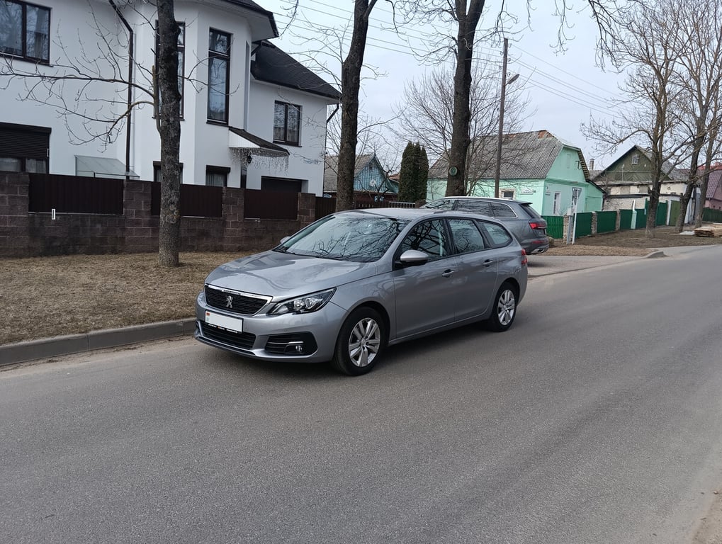 Белорус купил Peugeot 308 из Европы и обслужил по полной