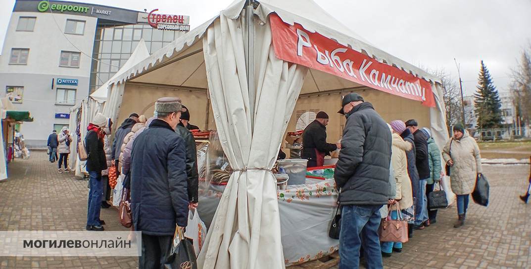 Чавыча, омуль и сосиски из тунца — посмотрели, какие еще деликатесы продает «Рыба Камчатки» на ТЦ «Стрелец»