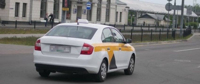 Белоруски рассказали, почему любят работу в такси