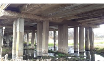 В Смолевичах из-за критических дефектов и угрозы обрушения закрывают мост