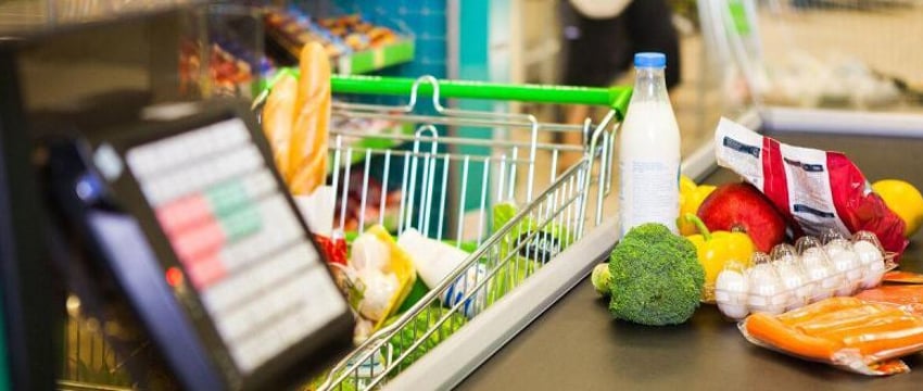 Россиянин отсудил у торговой сети 140 долларов за невкусную еду