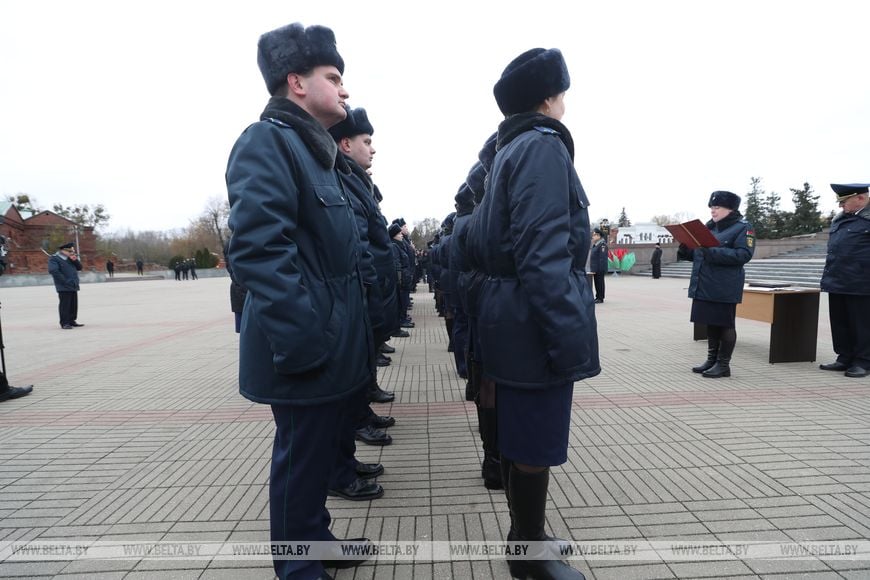 Около 50 молодых прокуроров со всей Беларуси приняли присягу в Брестской крепости