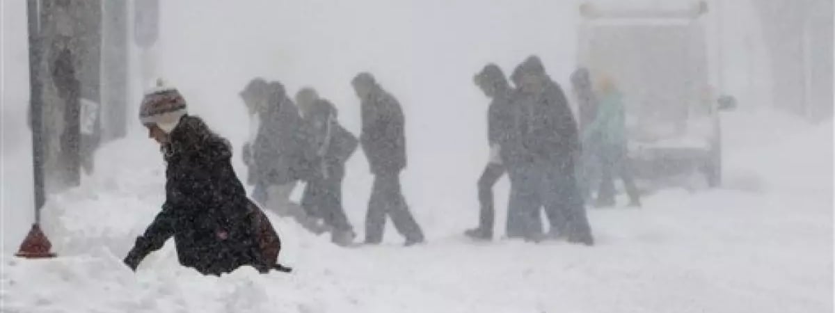 Штормовое предупреждение и до -20°С. Синоптики продлили оранжевый уровень опасности в Беларуси на выходные — Фото