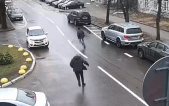 Грабеж в центре столицы. Три подельника украли у покупателя 17 тысяч евро