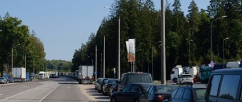 «Для авто с мотором больше 1,5 л проезд закрыт». Литва присоединилась к ограничениям?