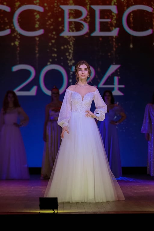 В Кобрине выбрали победительницу конкурса «Мисс Весна-2024»