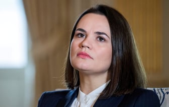 Появился тизер новогоднего обращения Тихановской. Она обратится одновременно с Лукашенко