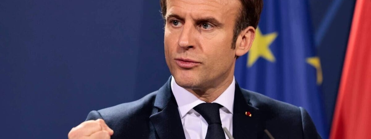 Макрон решил созвать экстренный саммит лидеров ЕС в Париже — Politico