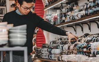 Adidas вернулся к прибыли после первых за 30 лет убытков