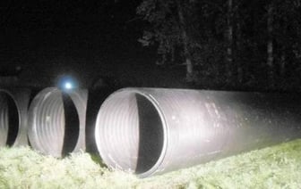 Четырехлетнего мальчика задавило трубами в Лиде – СК раскрыл подробности дела