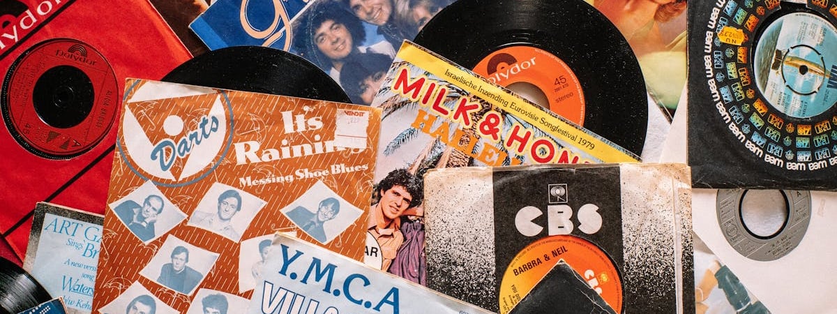 На строительные подрядные работы в Минске в январе затрачено 452,8 млн рублей