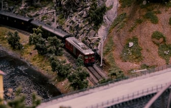 Инцидент с поездом в Волгоградской области: возможная атака беспилотника