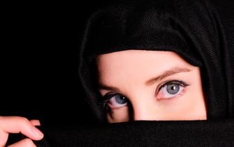 Связанные с РФ покупатели наращивают "теневой флот" для перевозки СПГ