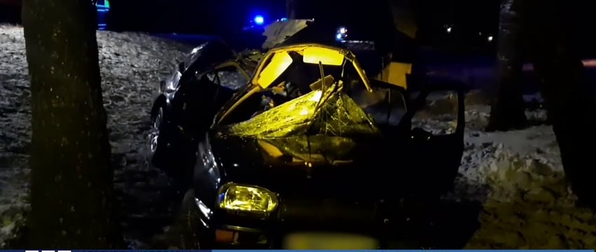 Две девушки погибли в результате ДТП в Оршанском районе: VW с 5 человеками влетел в дерево