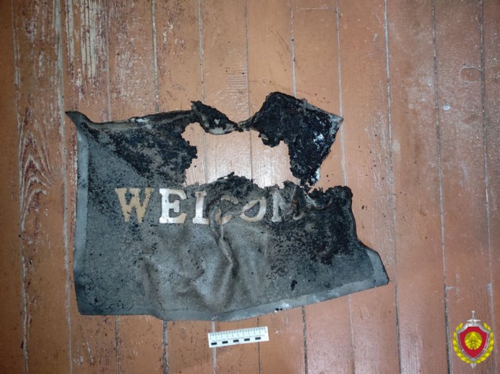 Житель Ивацевичей поджег входную дверь квартиры неприятеля