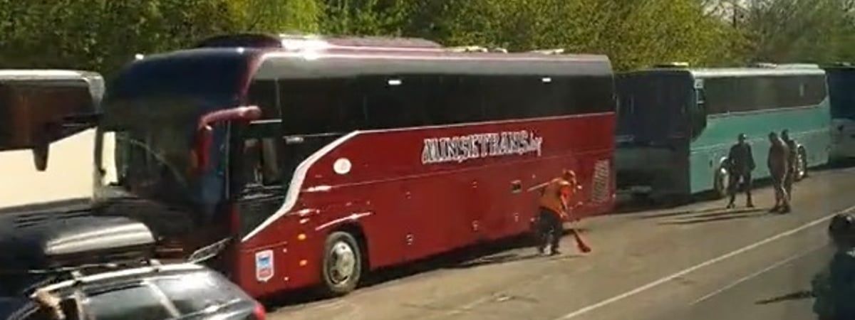 ГПК Беларуси обвинил Польшу в «создании коллапса» автобусов на границе. Что там происходит?