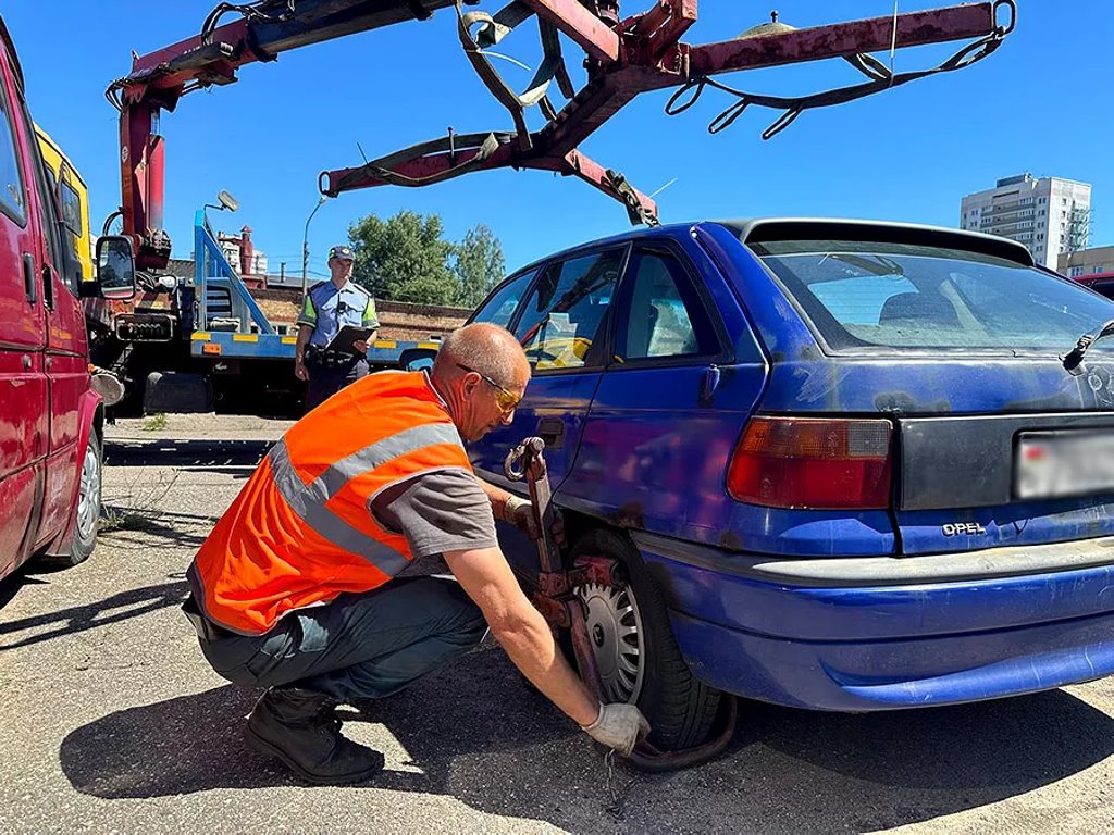 Белорус вовремя не оплатил штраф за вождение в нетрезвом виде. Теперь он может лишиться авто