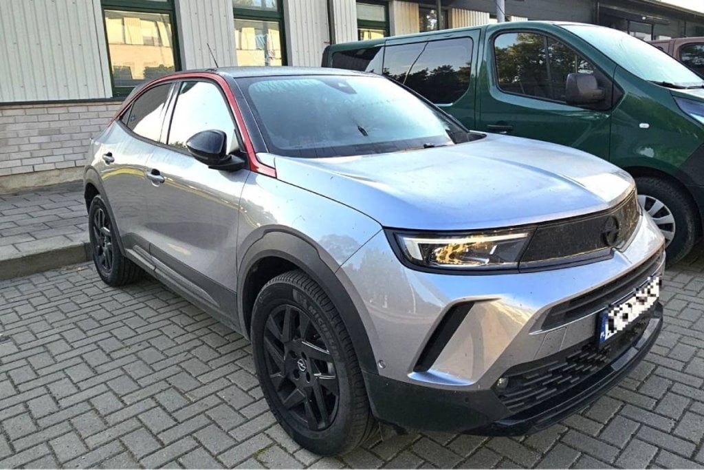 Белоруса на Opel Mokka не выпустили из Литвы