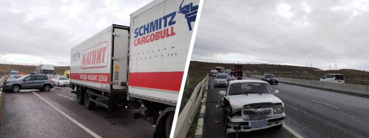 На видео попало, как в России за 20 минут 32 авто улетели в отбойник. Как так? — Видео