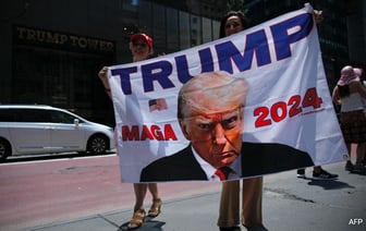 "Слишком чертовски идеально": теории заговора всплыли на поверхность после стрельбы на митинге Трампа