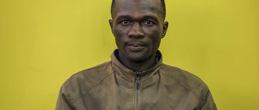 Кенийский серийный убийца-вампир сбежал из-под стражи в полиции