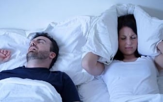 Чем опасен храп? Рассказал врач