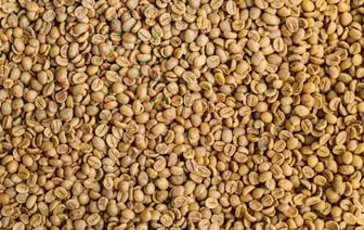 Кофе сорта арабика продолжает дорожать и бьет ценовые рекорды