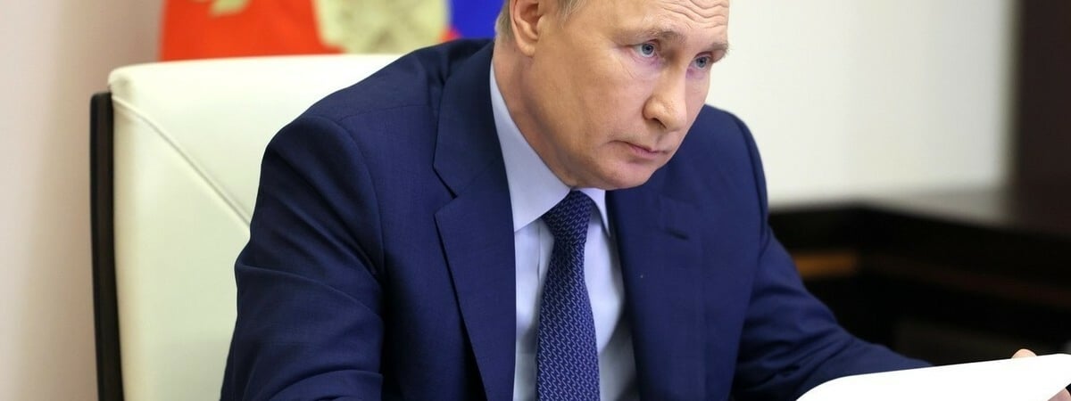 Путин разрешил переселяться в РФ на льготных условиях иностранцам, не принимающим «деструктивные установки своих стран»