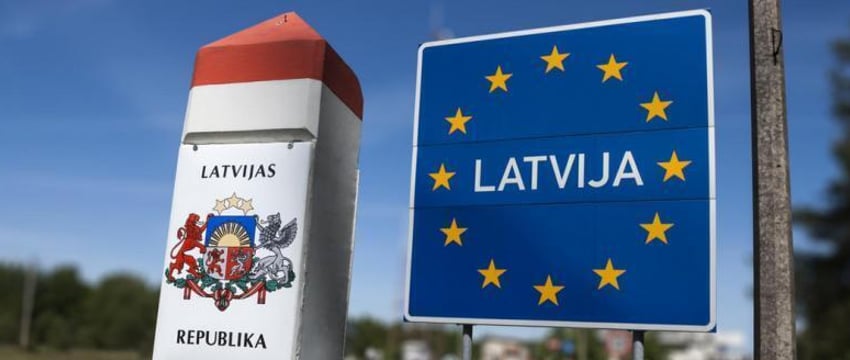 Из Латвии хотят депортировать1167 граждан России