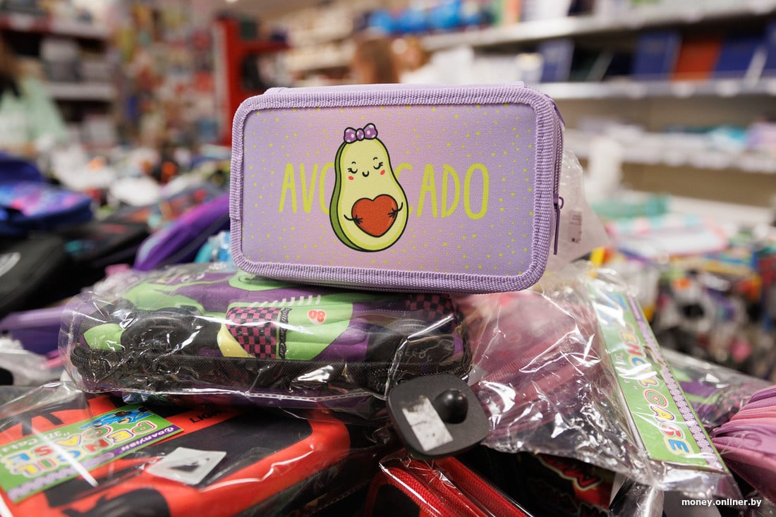 Как родители школьников готовятся к 1 сентября