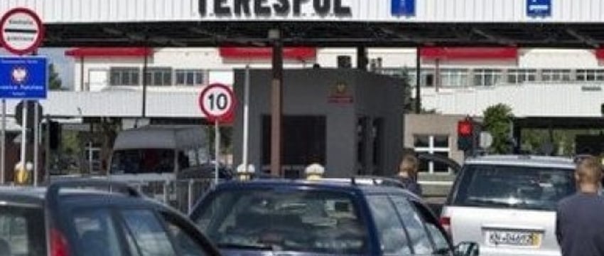 «Ехали из Польши — срезали бирки с новой одежды». Белорусы — о запрете на вывоз товаров из ЕС