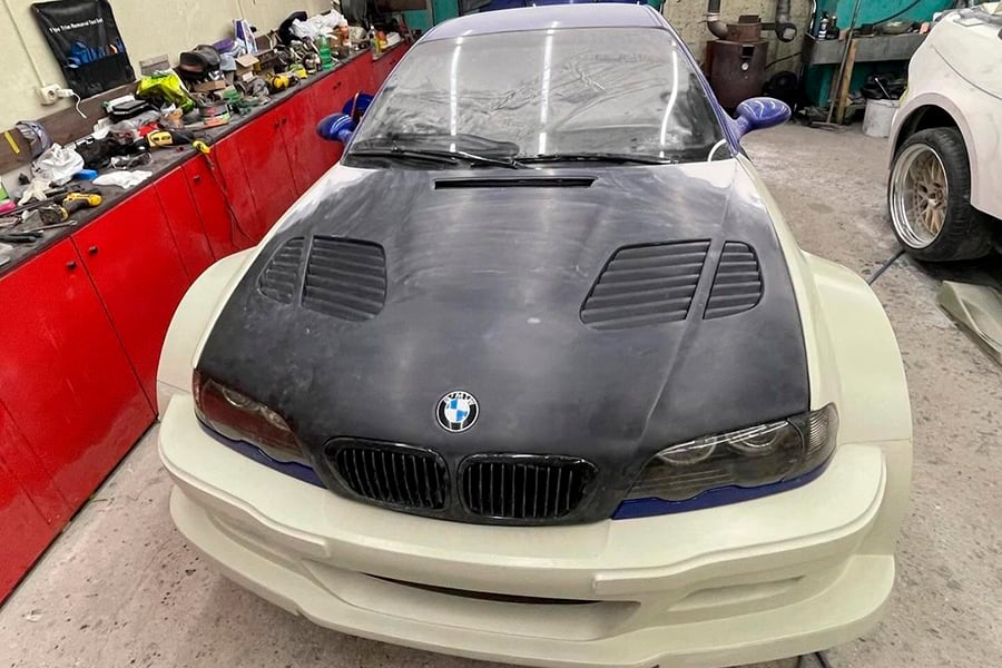 За мечту отдал $40 тысяч: парень из Кобрина создал точную копию BMW из NFS Most Wanted