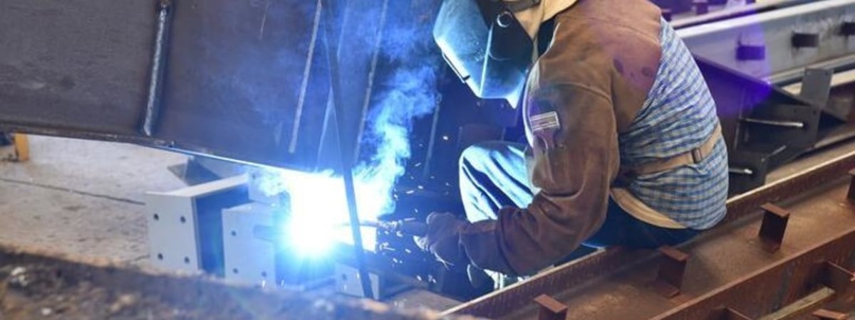 Власти заговорили о возвращении уехавших, чтобы залатать дыры с кадрами