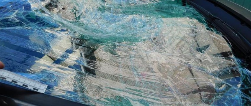 Рабочий из мести повредил автомобиль начальника бензотриммером