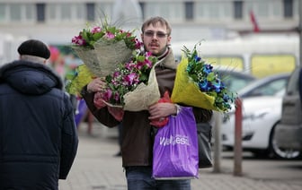 Как выбрать букет для женщины на 8 март? Раскрываем все нюансы — Полезно