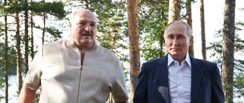 Путин наградил Лукашенко орденом и поздравил с днем рождения