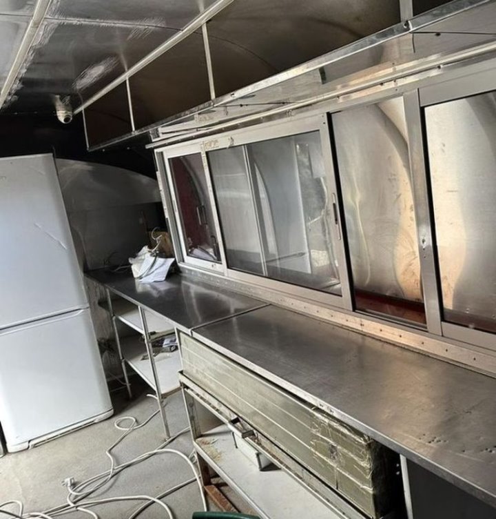 Кухню на колесах выставили на продажу в Барановичах. Сколько стоит?